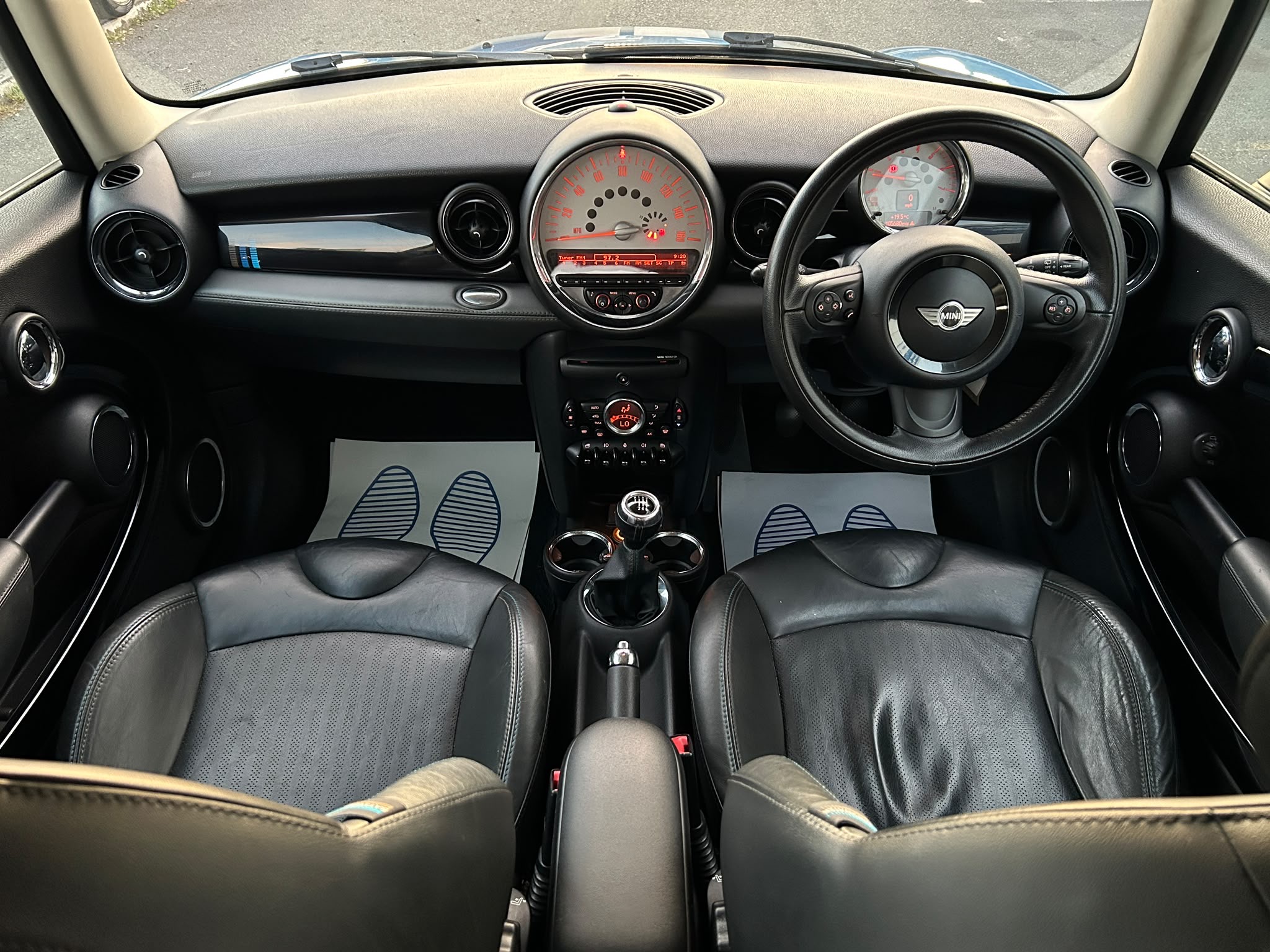 2013 Mini Hatch thumbnail 18