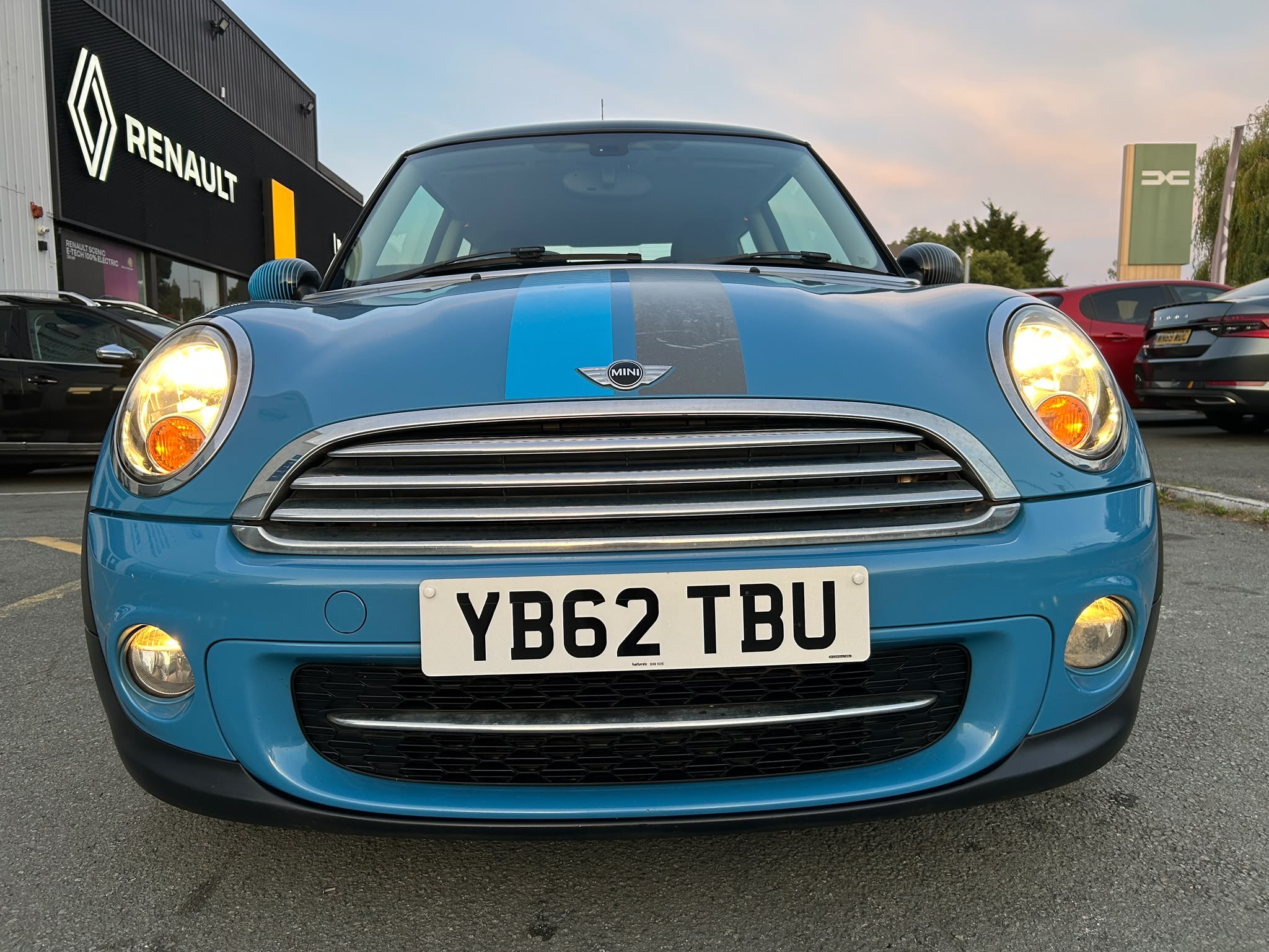 2013 Mini Hatch thumbnail 10